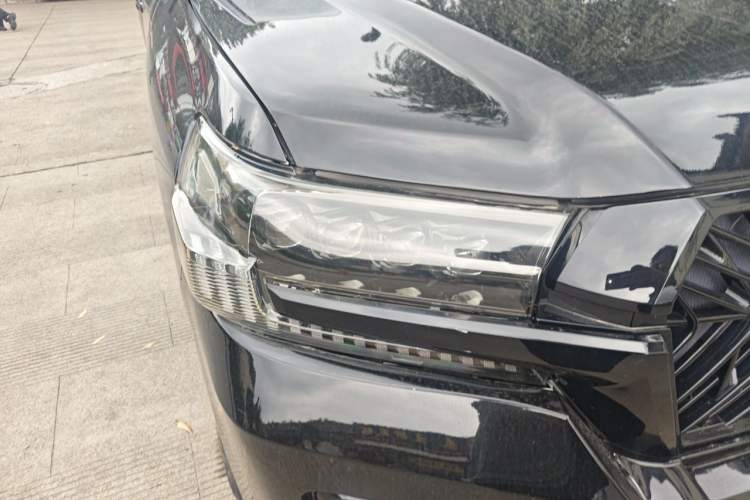 Used Toyota Land Cruiser 2015 4.0L GX-R U.S. Specification Right Front Headlight