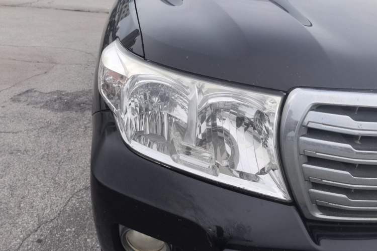 Used Toyota Land Cruiser  Right Front Headlight