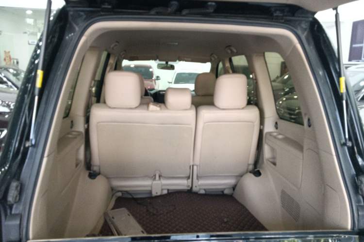 Used Toyota Land Cruiser 2015 4.0L GX-R U.S. Specification Trunk