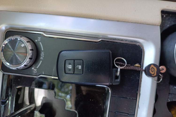 Used Toyota Land Cruiser  Vehicle Key