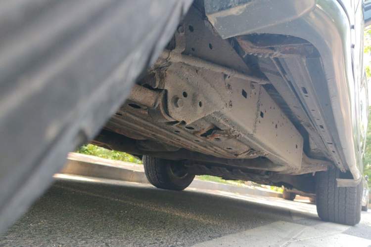 Used Toyota Land Cruiser 2015 4.0L 5-Seater Middle East Version Chassis Rear Right