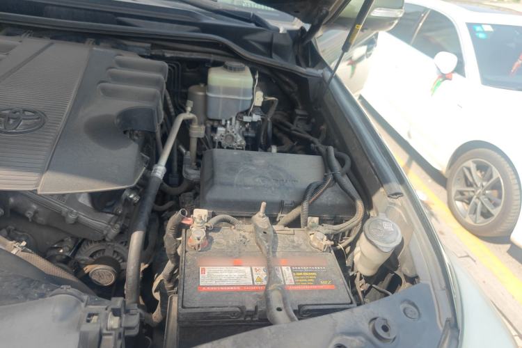 Used Toyota Land Cruiser  Engine Bay Left