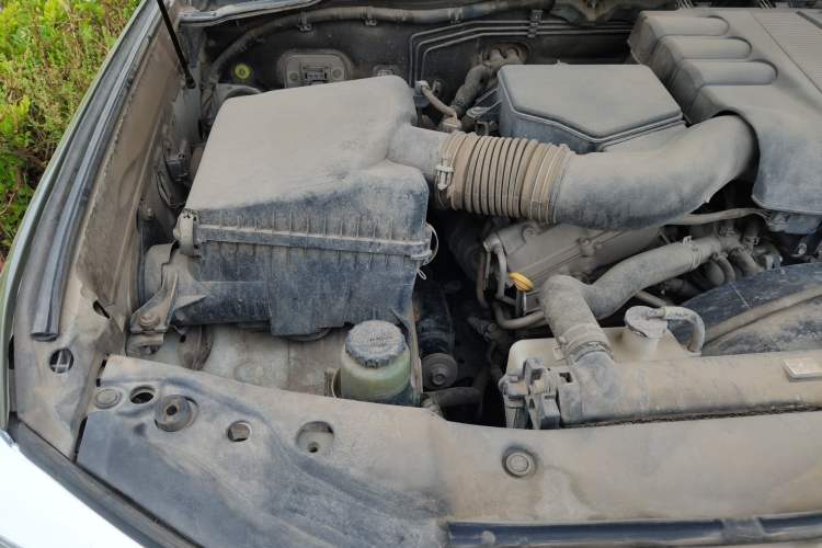 Used Toyota Land Cruiser  Engine Bay Right