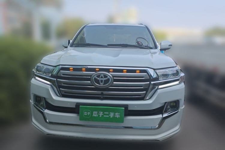 Used Toyota Land Cruiser 2015 4.0L 5-Seater Middle East Version Front