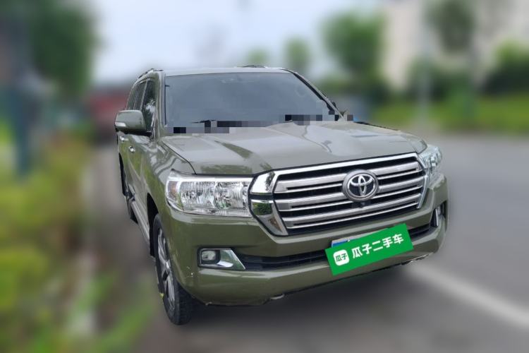 Used Toyota Land Cruiser  Front Right 45 Deg