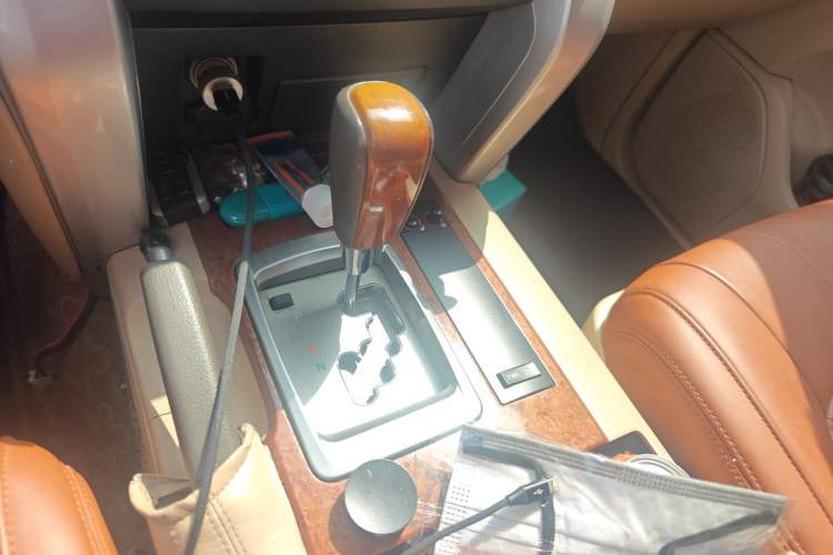 Used Toyota Land Cruiser  Gear Lever