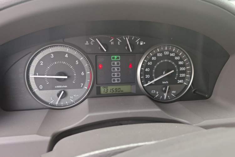Used Toyota Land Cruiser 2015 4.0L 5-Seater Middle East Version Instrument Cluster