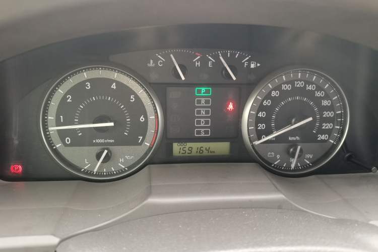Used Toyota Land Cruiser  Instrument Cluster
