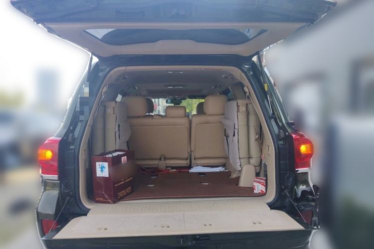 Used Toyota Land Cruiser 2015 4.0L GX-R U.S. Specification Trunk