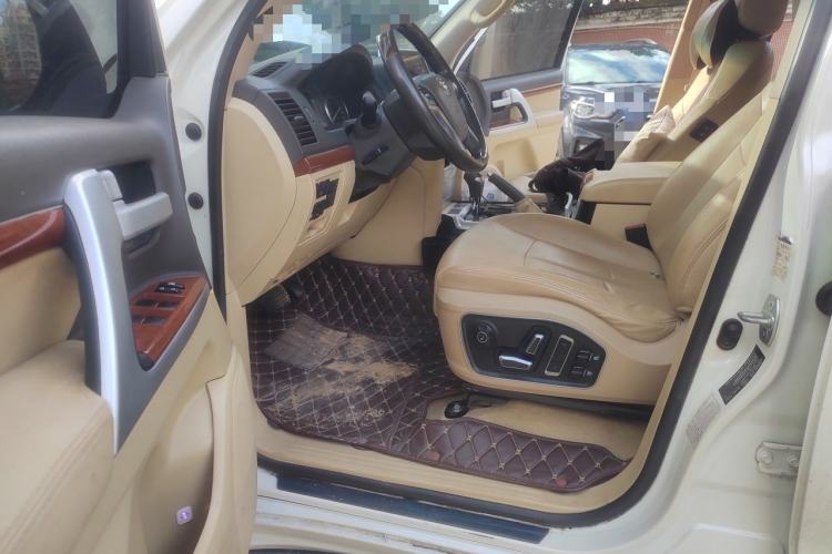 Used Toyota Land Cruiser  Driver Seat