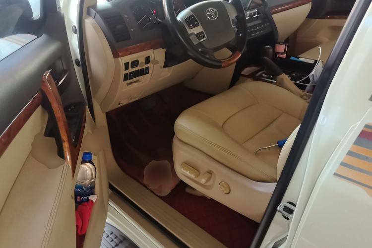 Used Toyota Land Cruiser  Driver Seat