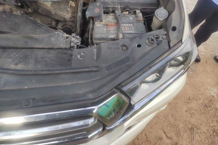 Used Toyota Land Cruiser  Engine Bay Left