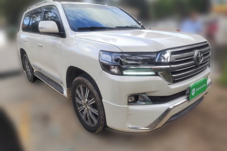Used Toyota Land Cruiser  Front Right 45 Deg