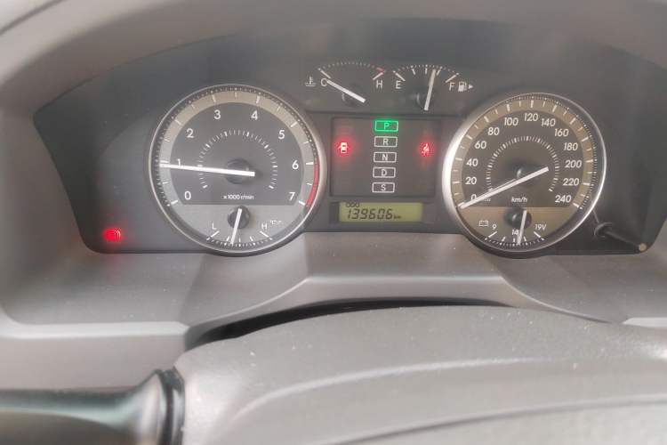 Used Toyota Land Cruiser  Instrument Cluster
