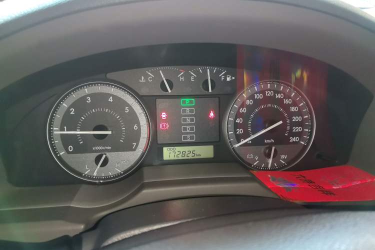 Used Toyota Land Cruiser  Instrument Cluster