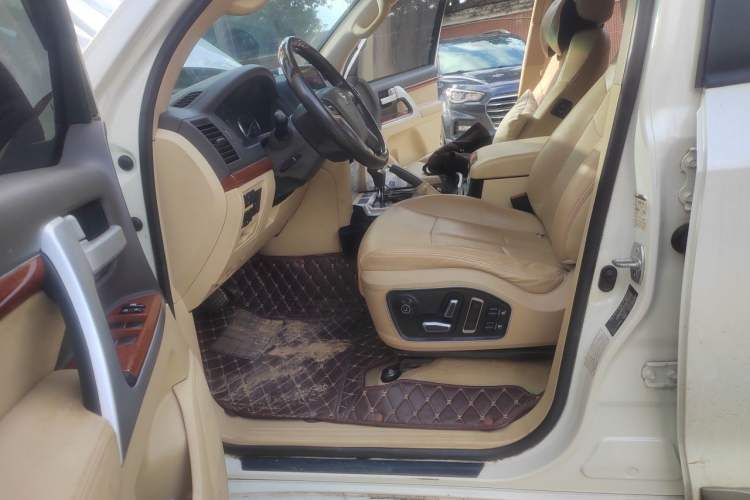 Used Toyota Land Cruiser  Left Front Seat
