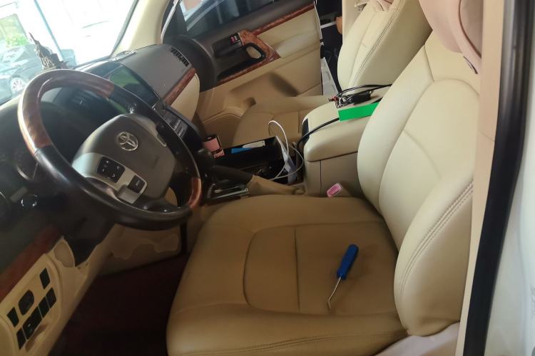 Used Toyota Land Cruiser  Left Front Seat