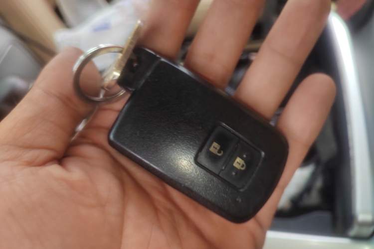 Used Toyota Land Cruiser  Vehicle Key