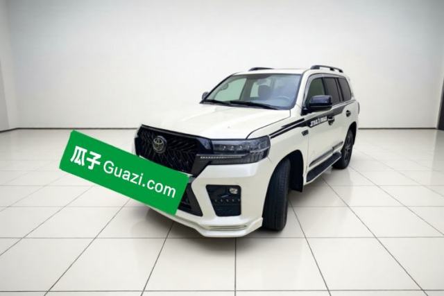 Used Toyota Land Cruiser 2015 4.0L V6 Middle East Low-Trim Version