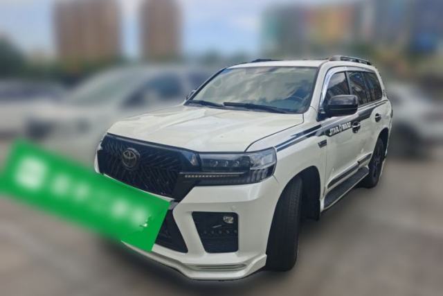 Used Toyota Land Cruiser 2015 4.0L V6 Middle East Low-Trim Version