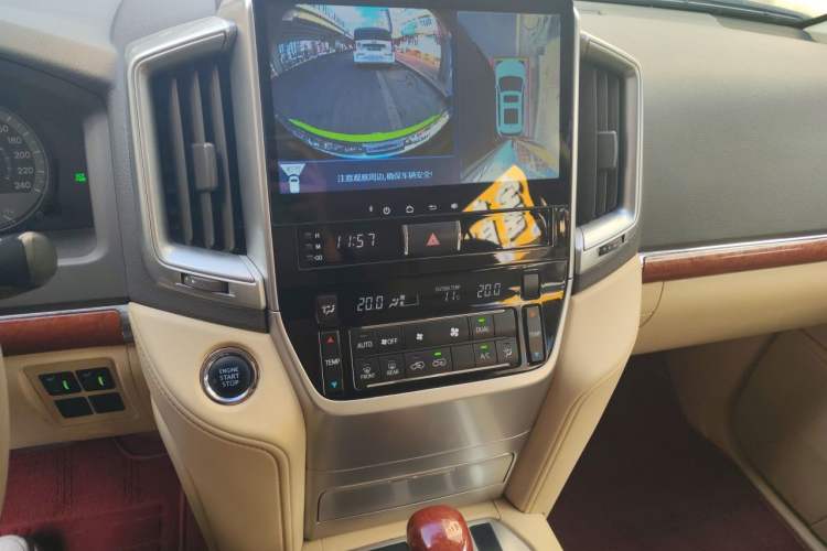 Used Toyota Land Cruiser  Audio And AC Panel
