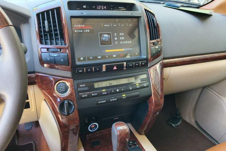 Used Toyota Land Cruiser  Audio And AC Panel