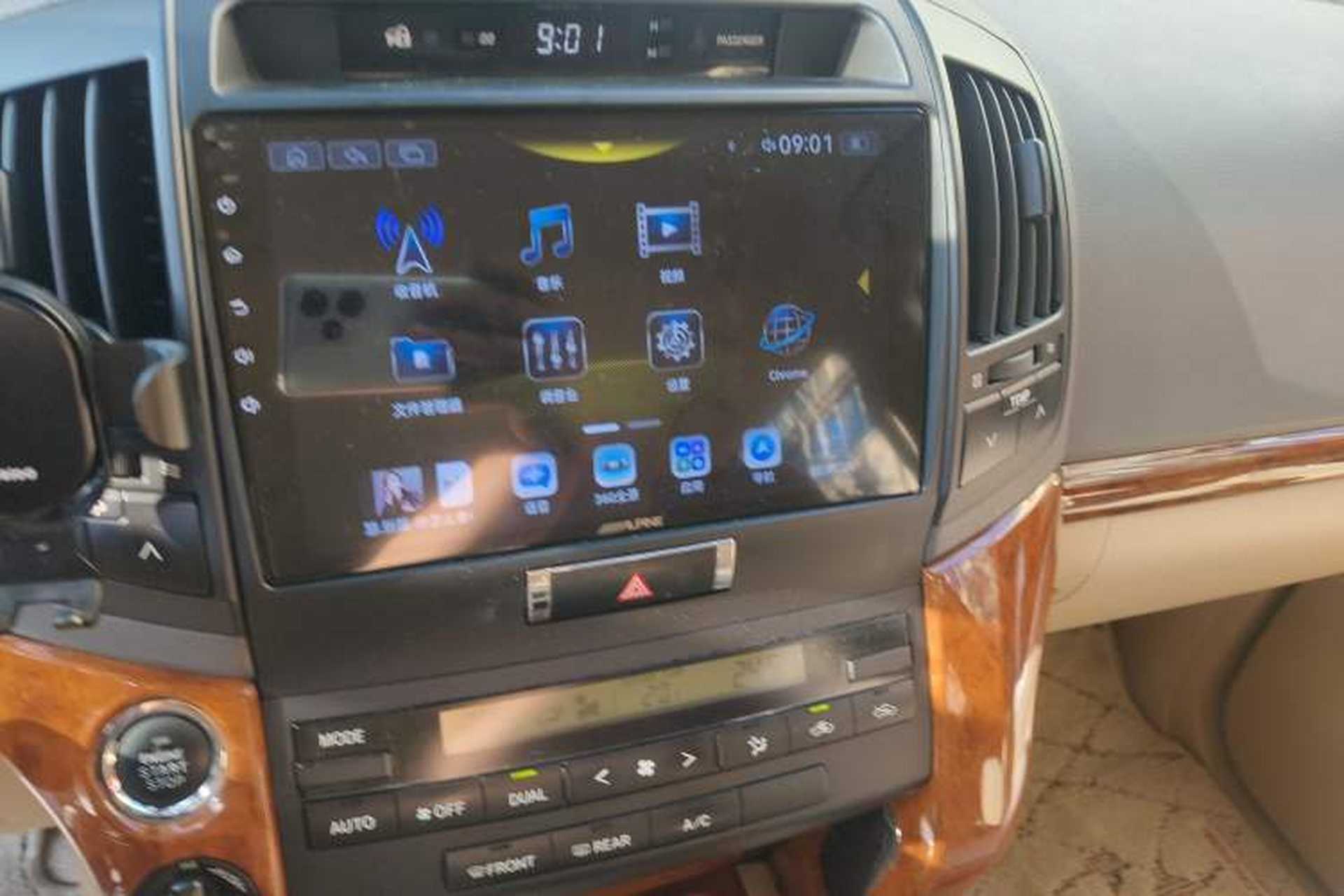 Used Toyota Land Cruiser  Audio And AC Panel