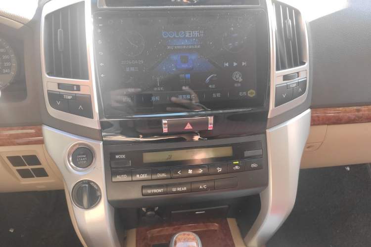 Used Toyota Land Cruiser  Audio And AC Panel