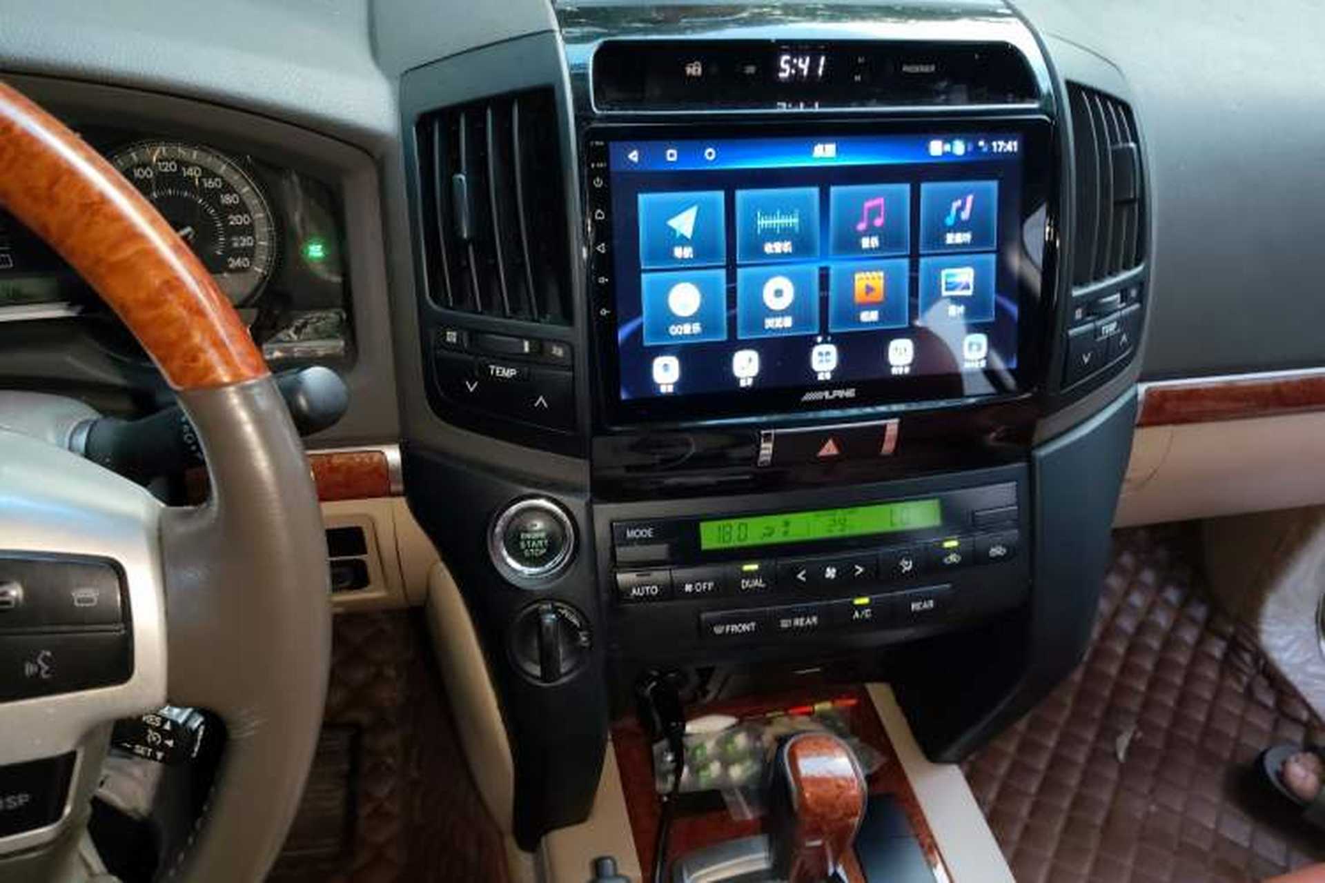 Used Toyota Land Cruiser 2015 4.0L V6 Middle East Limited Edition Audio And AC Panel