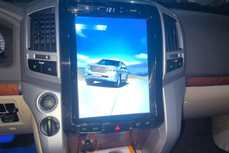 Used Toyota Land Cruiser  Audio And AC Panel