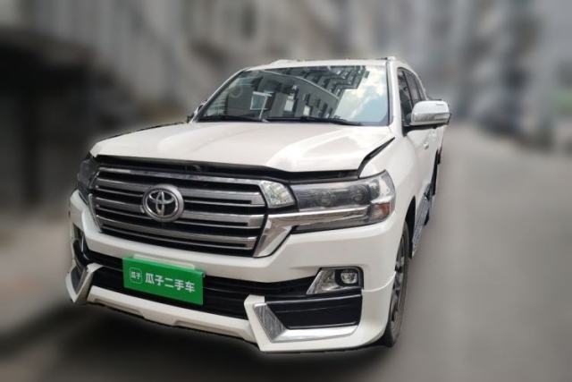 Used Toyota Land Cruiser 2015 4.0L V6 Middle East Low-Trim Version