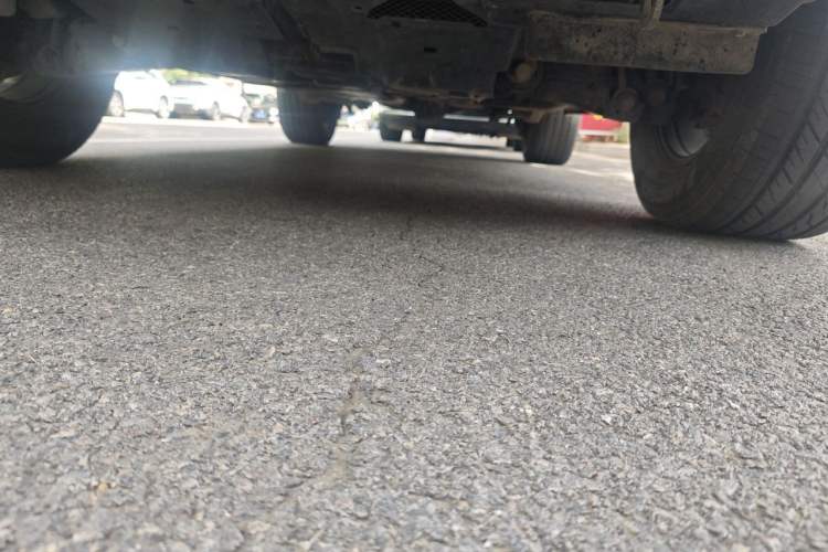 Used Toyota Land Cruiser 2015 4.0L 5-Seater Middle East Version Chassis Front