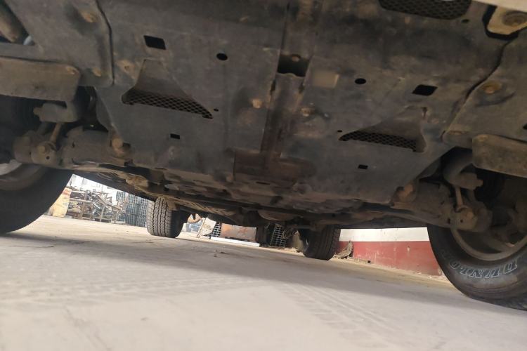 Used Toyota Land Cruiser 2015 4.0L 5-Seater Middle East Version Chassis Front