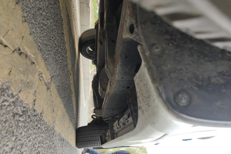 Used Toyota Land Cruiser  Chassis Front Left