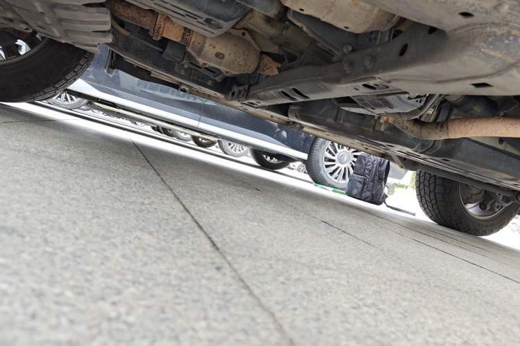 Used Toyota Land Cruiser  Chassis Front Left