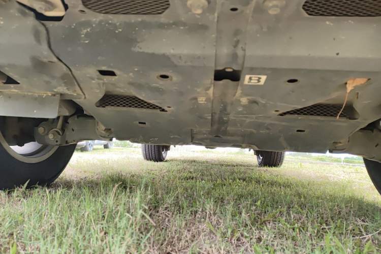 Used Toyota Land Cruiser 2015 4.0L 5-Seater Middle East Version Chassis Front