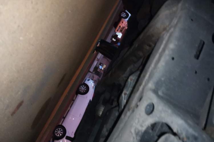 Used Toyota Land Cruiser 2015 4.0L V6 Middle East Limited Edition Chassis Front Right