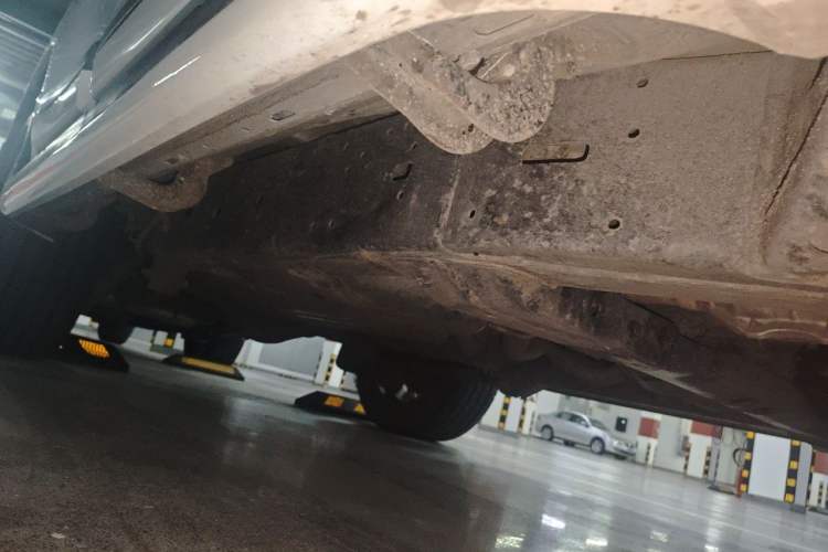 Used Toyota Land Cruiser  Chassis Front Right