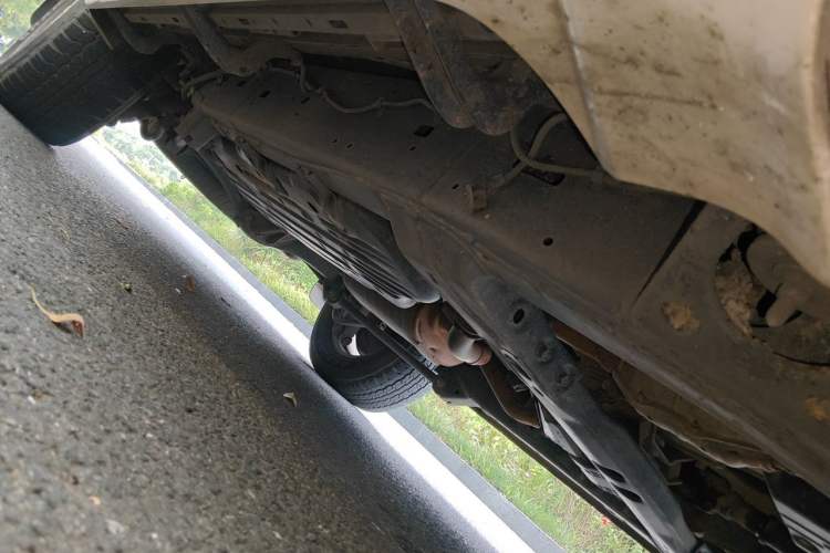 Used Toyota Land Cruiser 2015 4.0L V6 Middle East Limited Edition Chassis Front Right