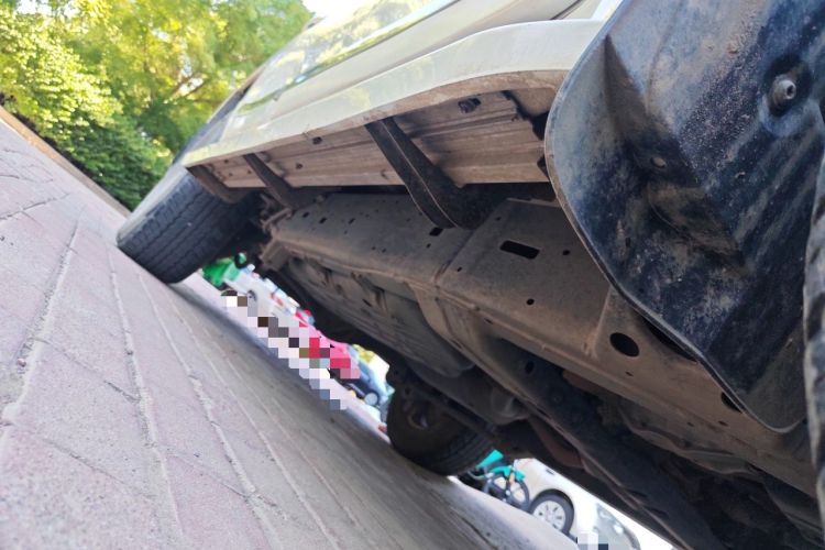 Used Toyota Land Cruiser  Chassis Front Right