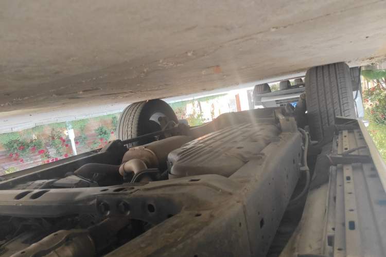 Used Toyota Land Cruiser  Chassis Front Right