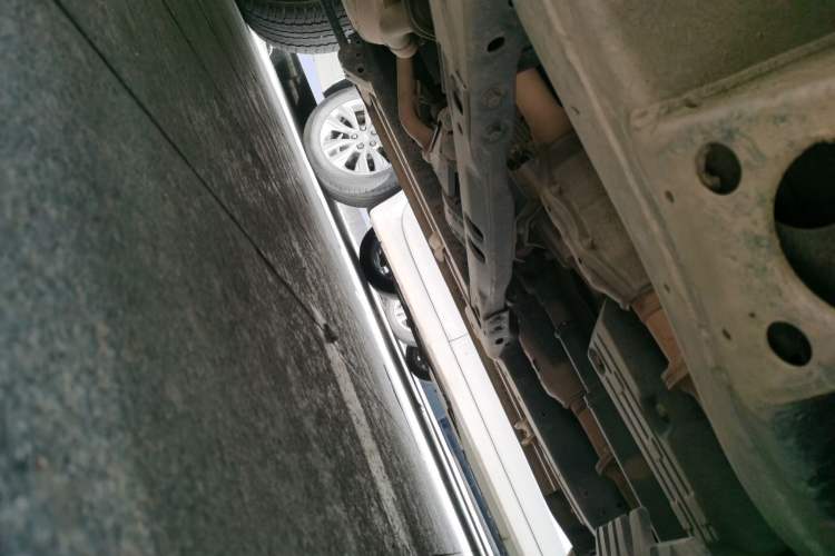 Used Toyota Land Cruiser  Chassis Front Right
