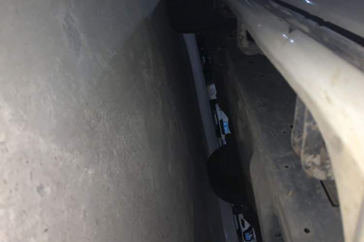 Used Toyota Land Cruiser  Chassis Front Right