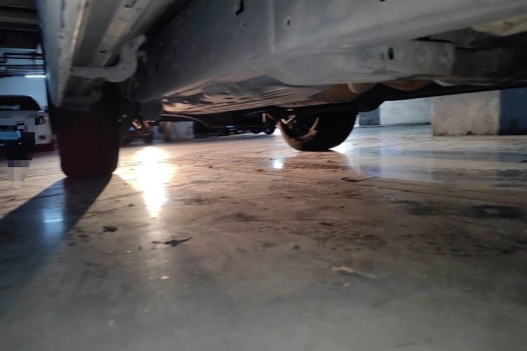 Used Toyota Land Cruiser 2015 4.0L 5-Seater Middle East Version Chassis Front Right