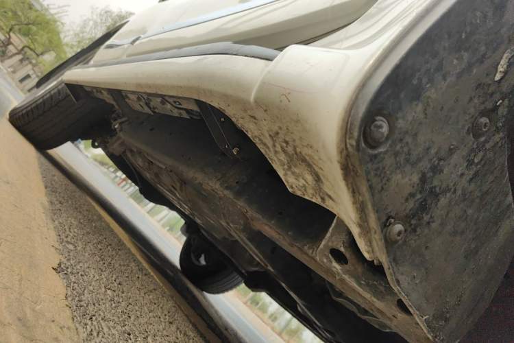 Used Toyota Land Cruiser  Chassis Front Right