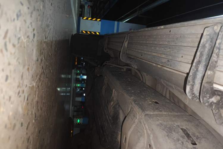 Used Toyota Land Cruiser  Chassis Front Right