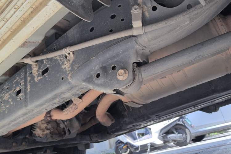 Used Toyota Land Cruiser 2015 4.0L V6 Middle East Limited Edition Chassis Rear Left