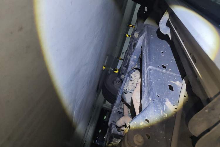 Used Toyota Land Cruiser 2015 4.0L 5-Seater Middle East Version Chassis Rear Left