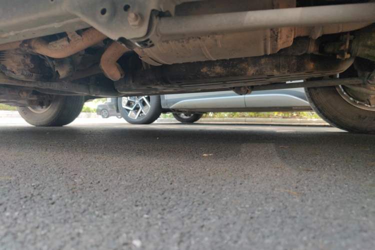 Used Toyota Land Cruiser 2015 4.0L 5-Seater Middle East Version Chassis Rear Left
