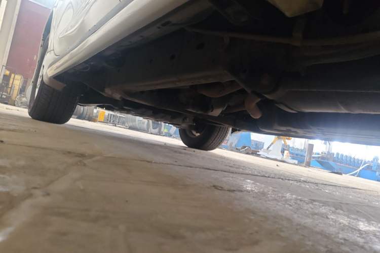 Used Toyota Land Cruiser 2015 4.0L 5-Seater Middle East Version Chassis Rear Left